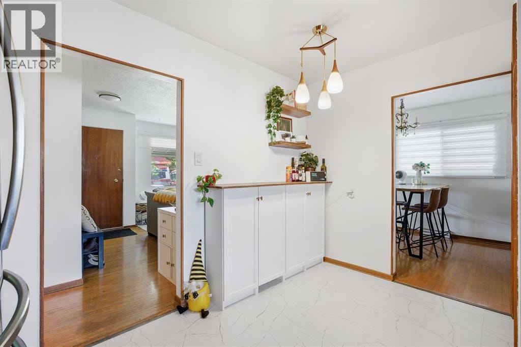 9020 Fairmount Drive SE — photo 14
