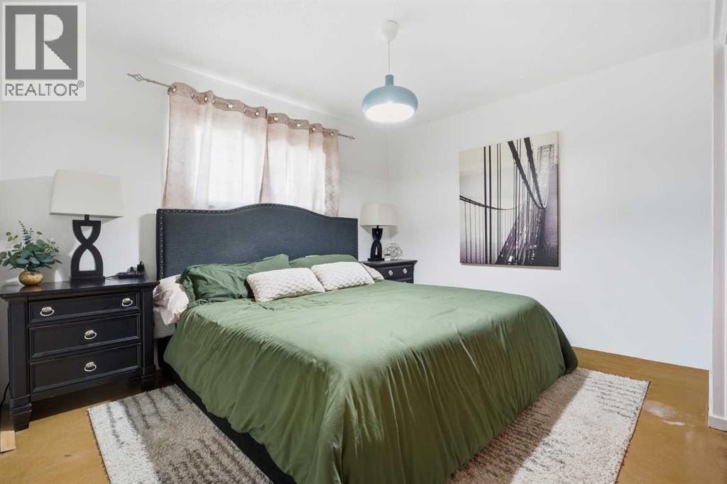 9020 Fairmount Drive SE — photo 15