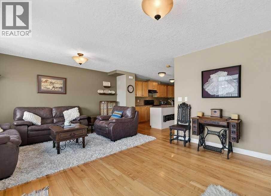 2, 2412 Kensington Road NW — photo 5