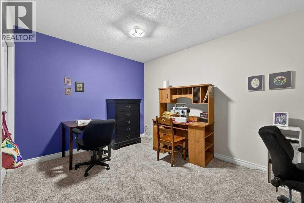 2, 2412 Kensington Road NW — photo 35
