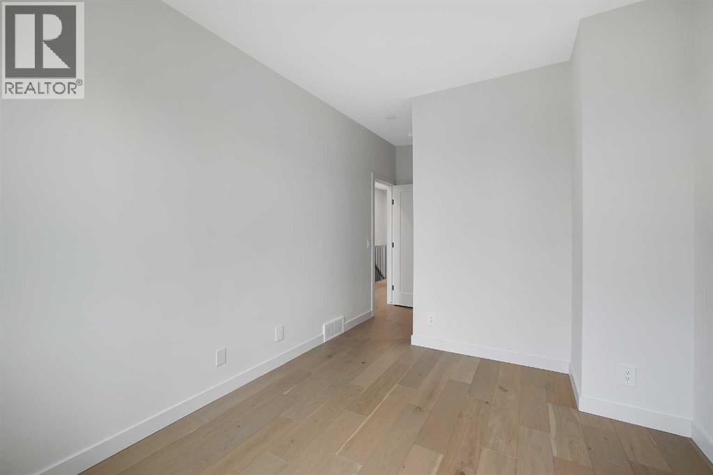 5018 21A Street SW — photo 22