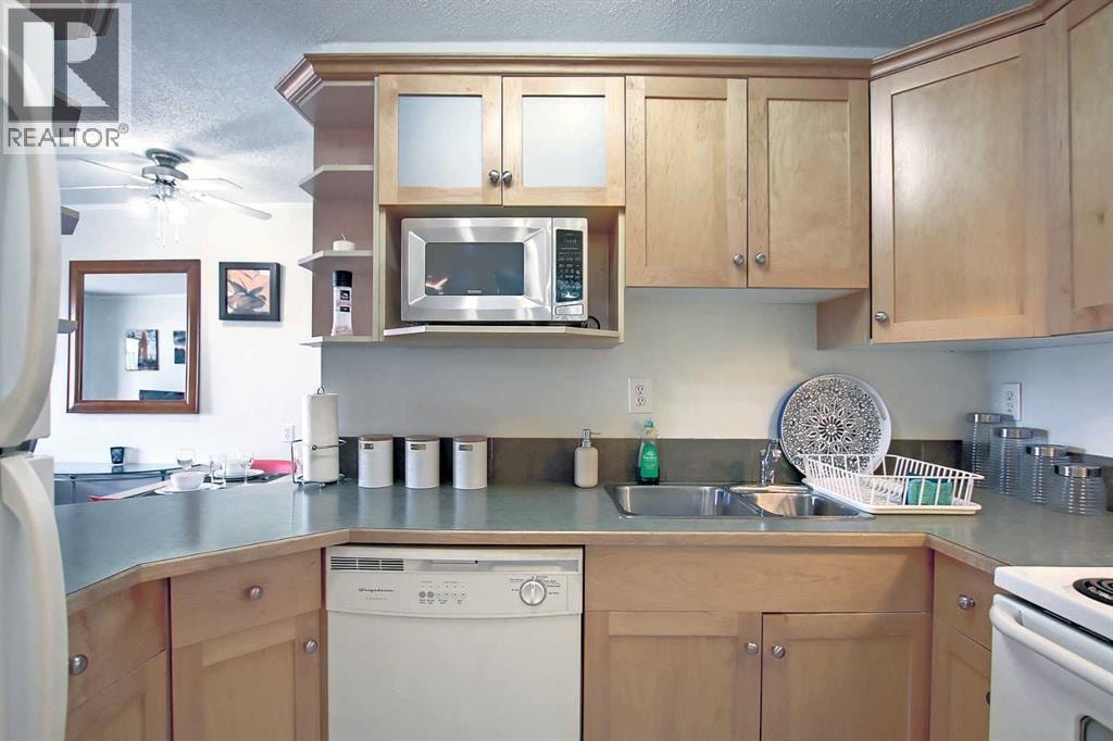 606, 1320 12 Avenue SW — photo 10