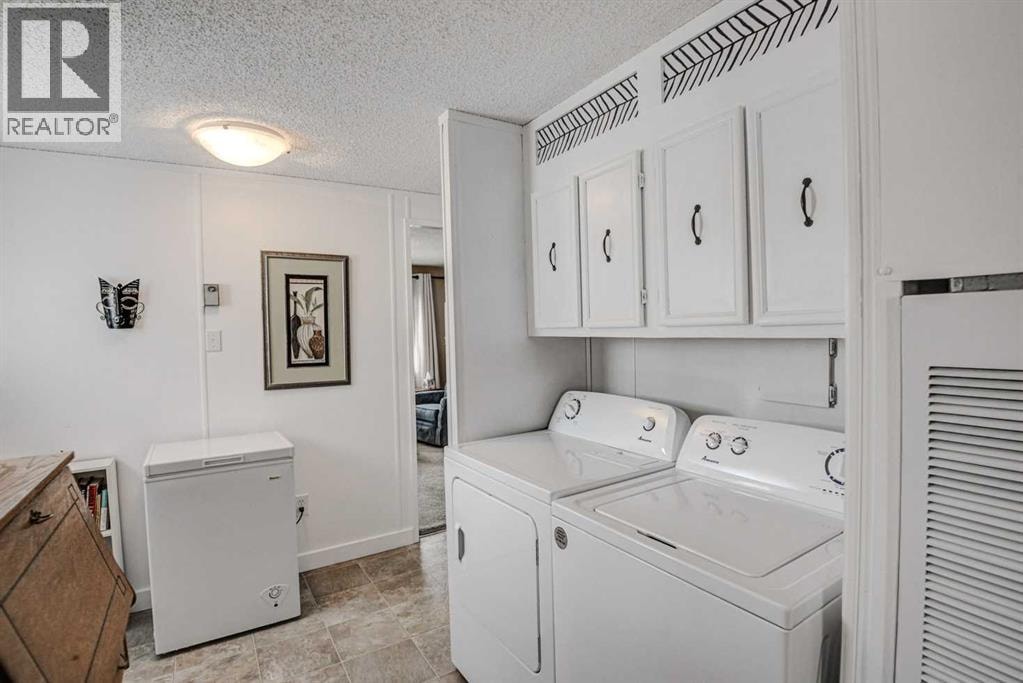 221, 99 Arbour Lake Road NW — photo 9