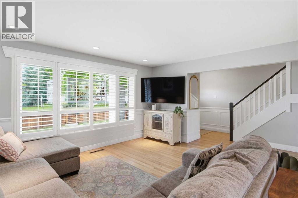 8616 Elbow Drive SW — photo 9