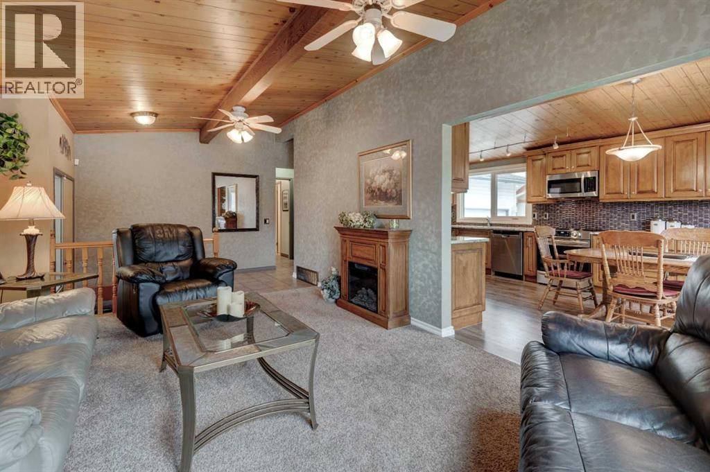 1032 Cantabrian Drive SW — photo 3