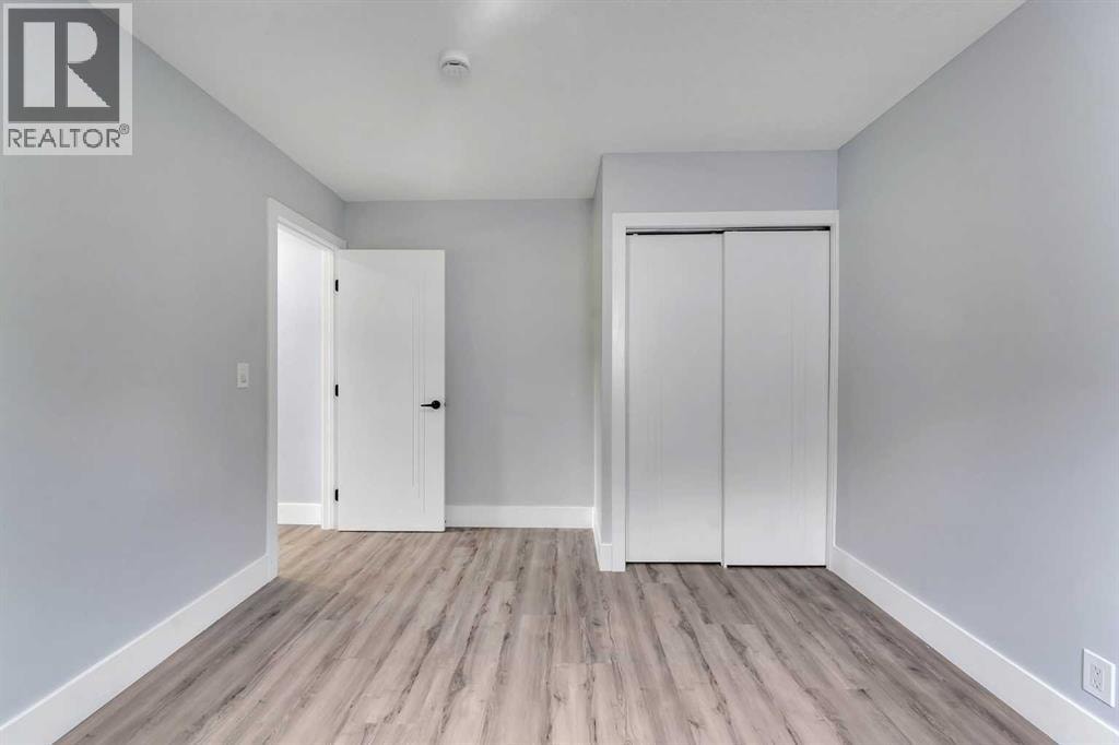 2930 Oakmoor Crescent SW — photo 21