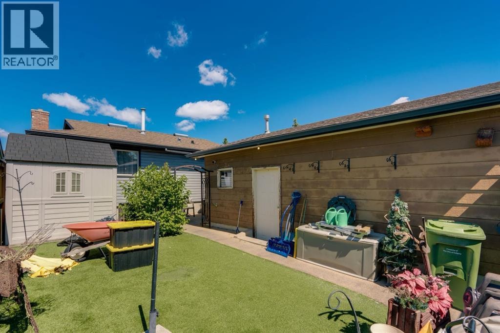 24 Shawcliffe Road SW — photo 34
