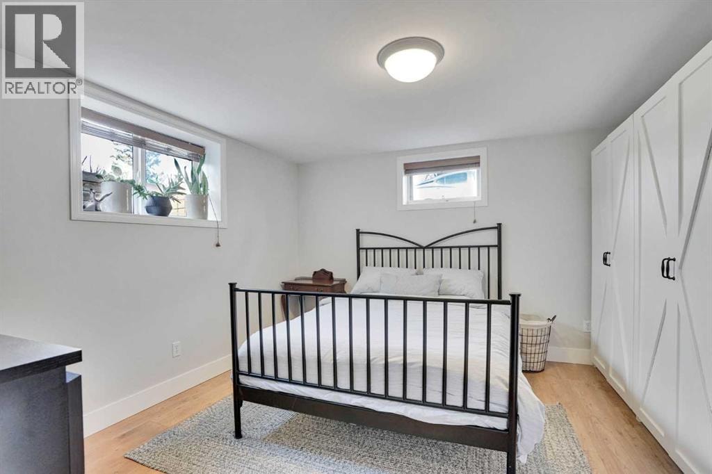 34 Malibou Road SW — photo 31