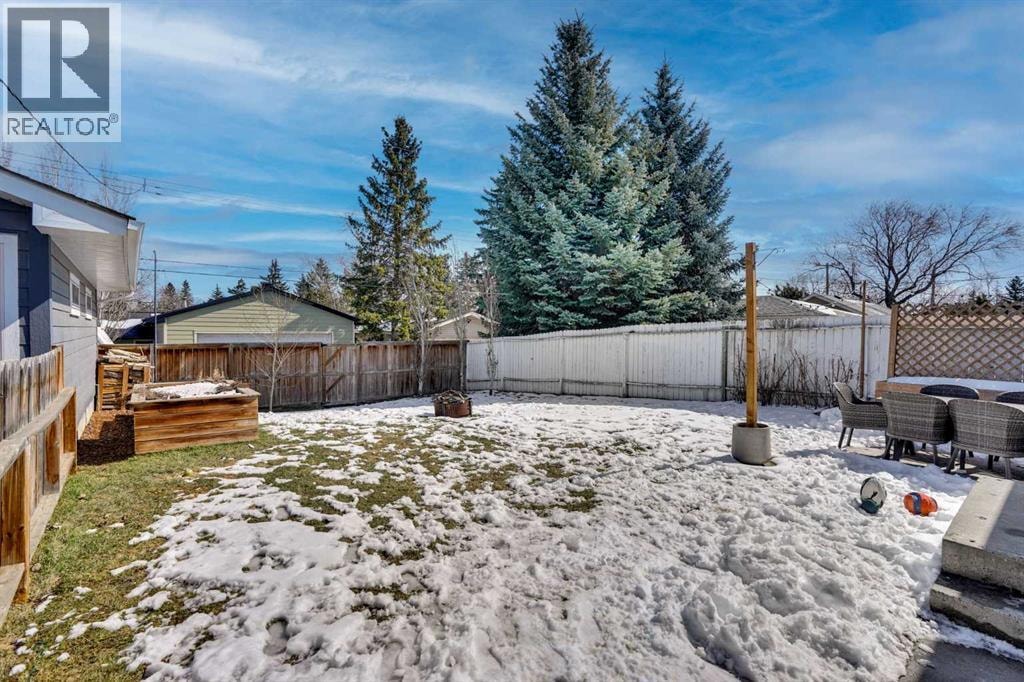 34 Malibou Road SW — photo 48
