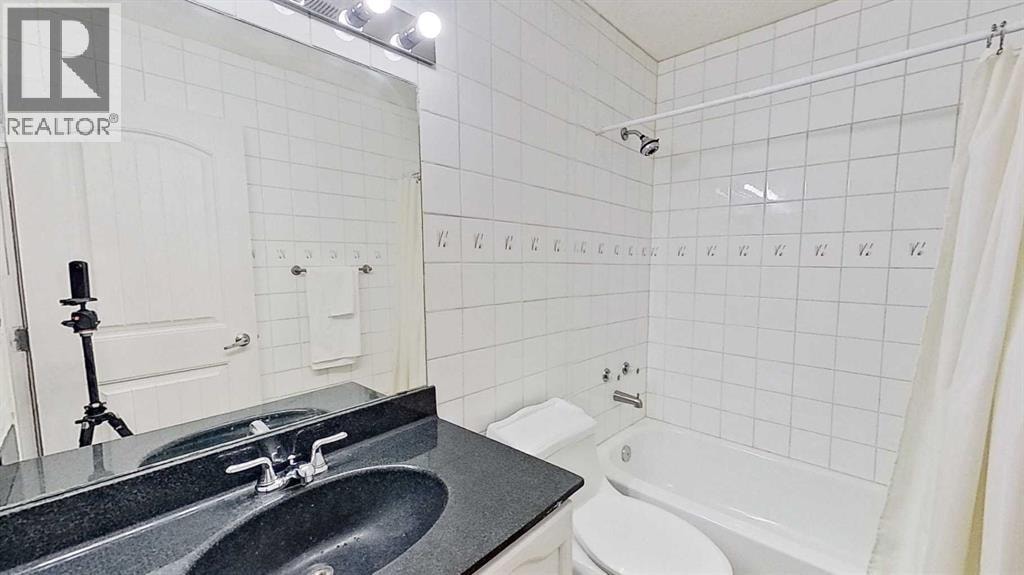 109 Edgebrook Gardens NW — photo 19