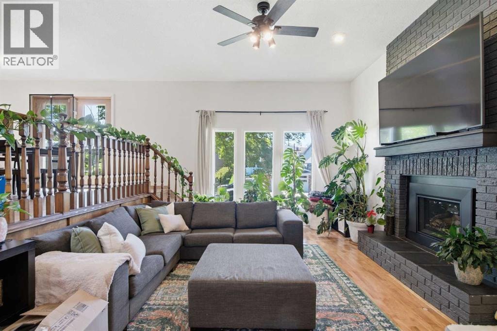 20 Berkshire Court NW — photo 9