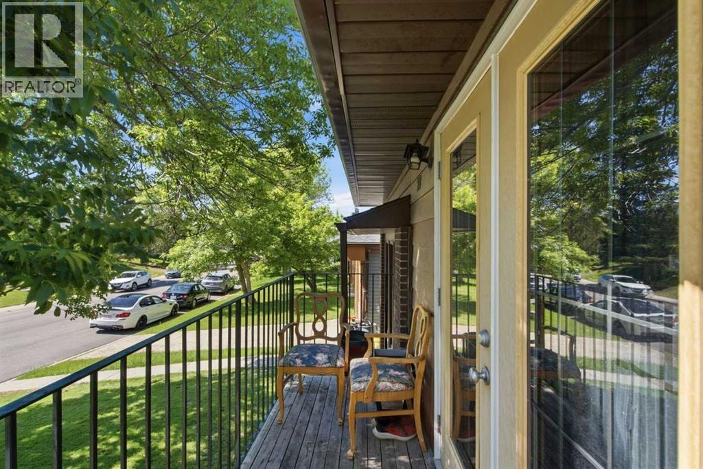 20 Berkshire Court NW — photo 43