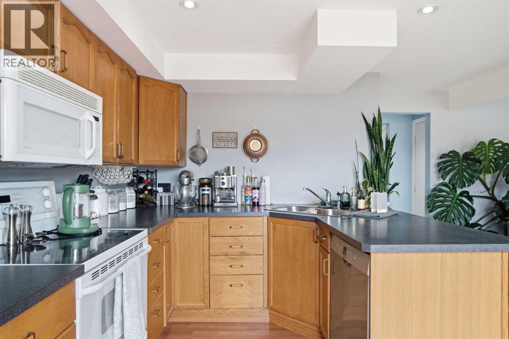 20 Berkshire Court NW — photo 33