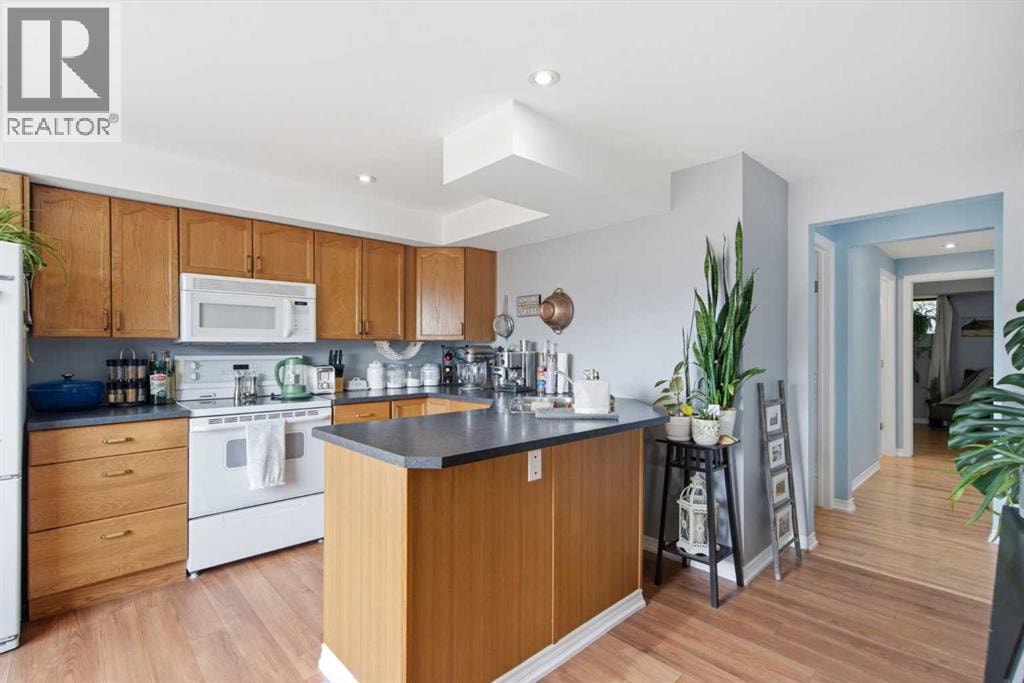 20 Berkshire Court NW — photo 32