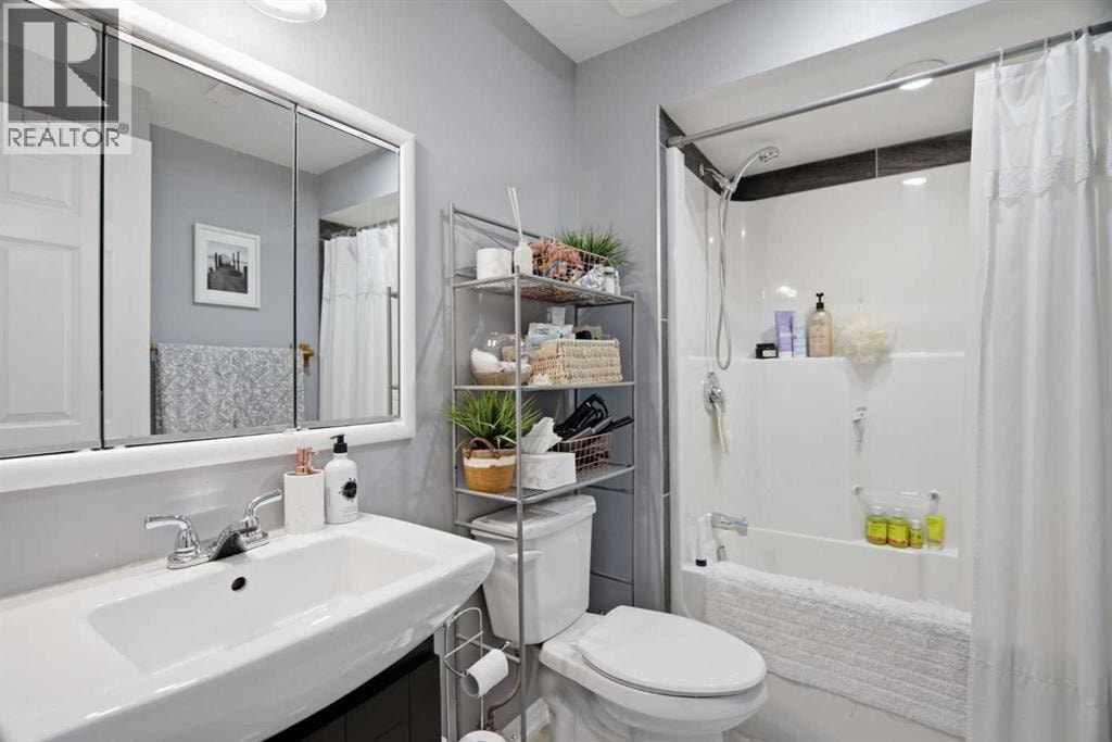 20 Berkshire Court NW — photo 38