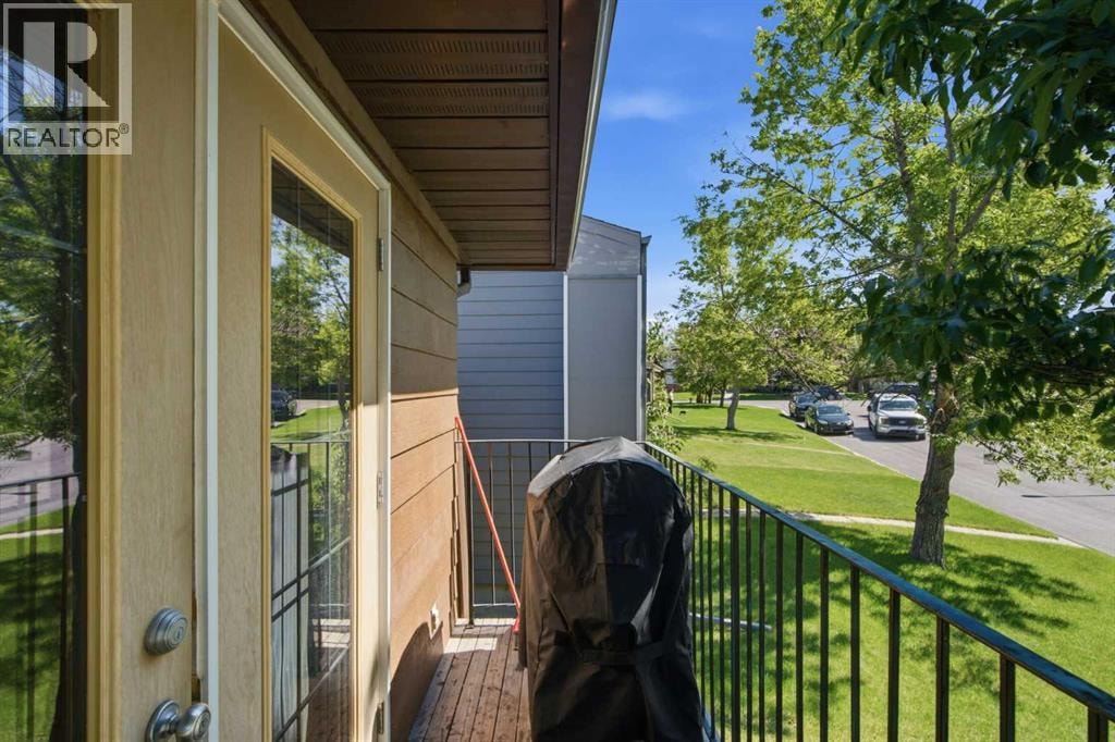 20 Berkshire Court NW — photo 42