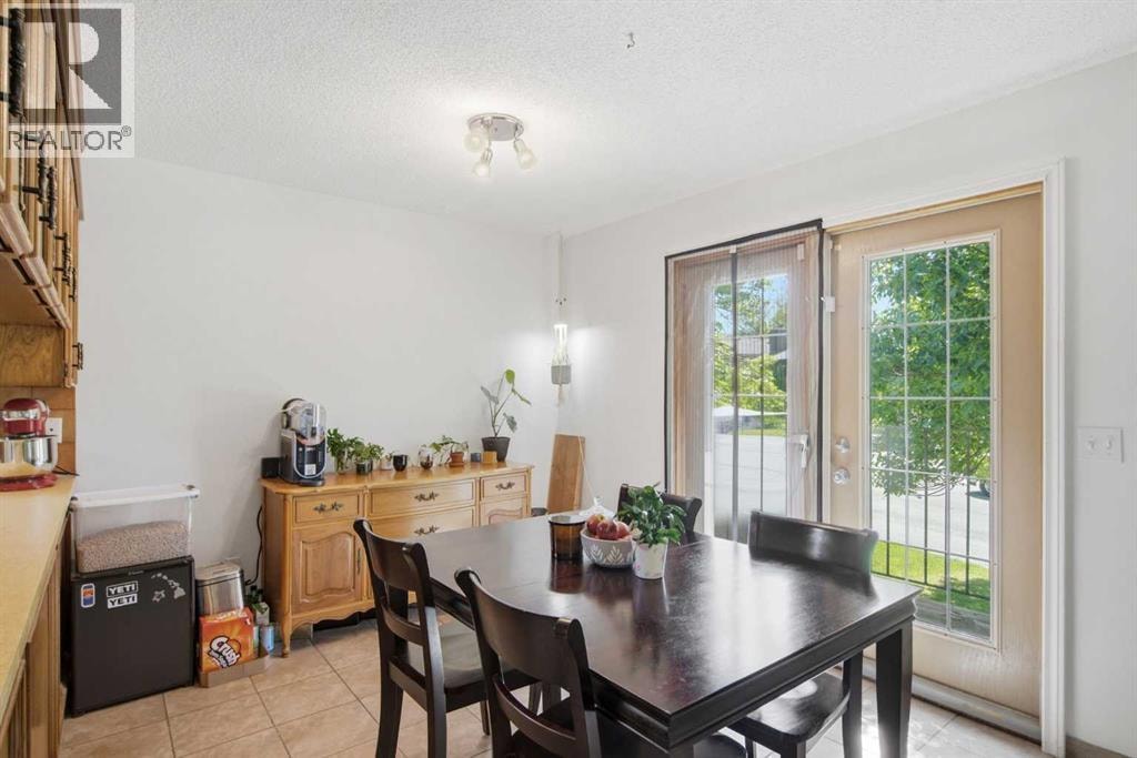 20 Berkshire Court NW — photo 13