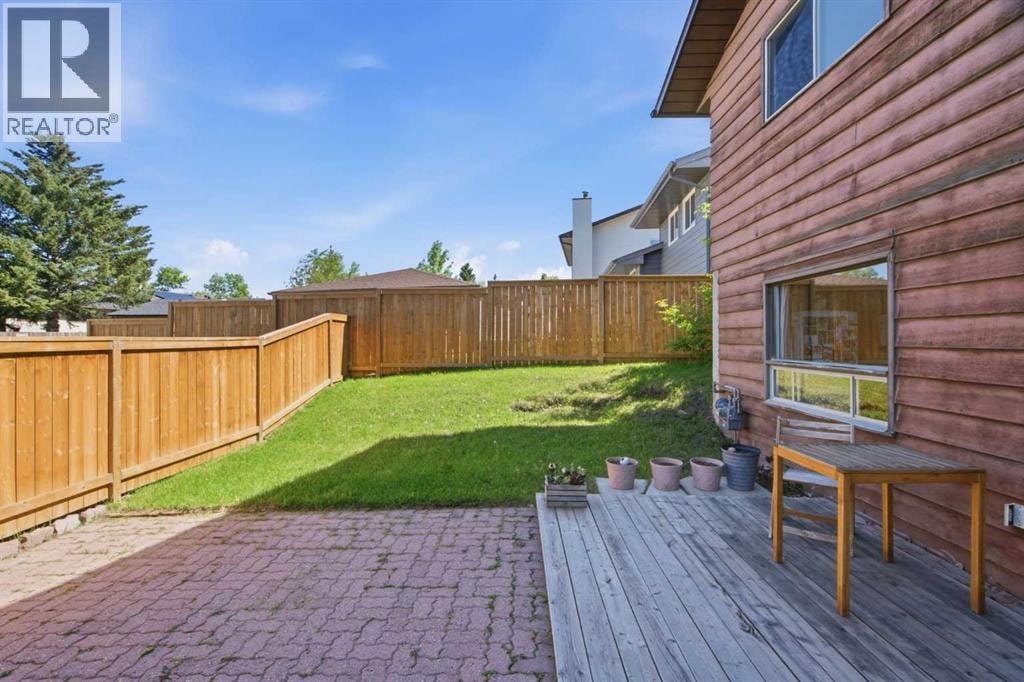 20 Berkshire Court NW — photo 44