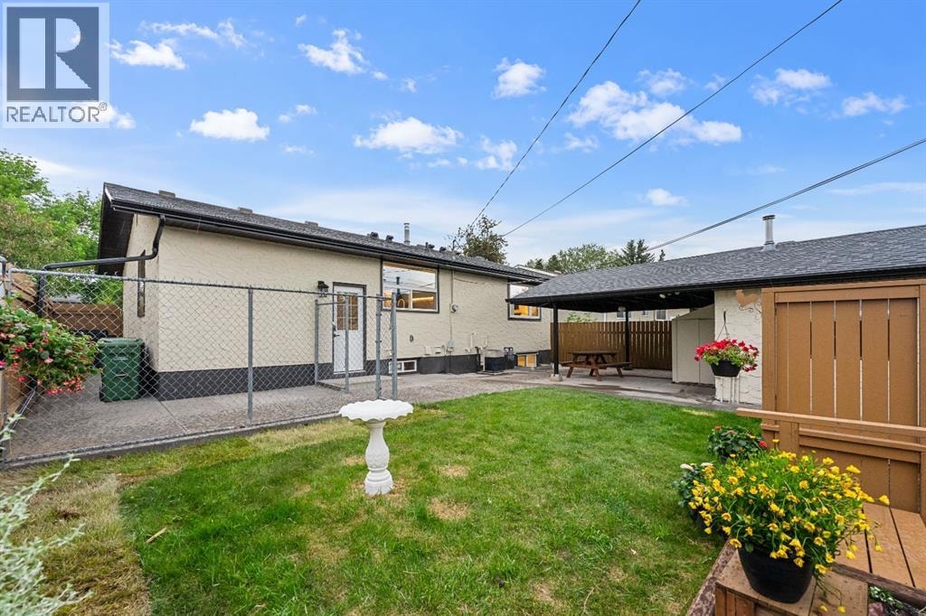 4911 Marcombe Road NE — photo 42
