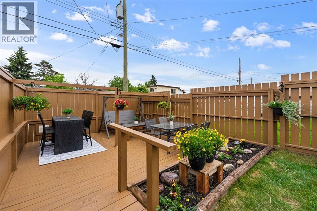 4911 Marcombe Road NE — photo 39