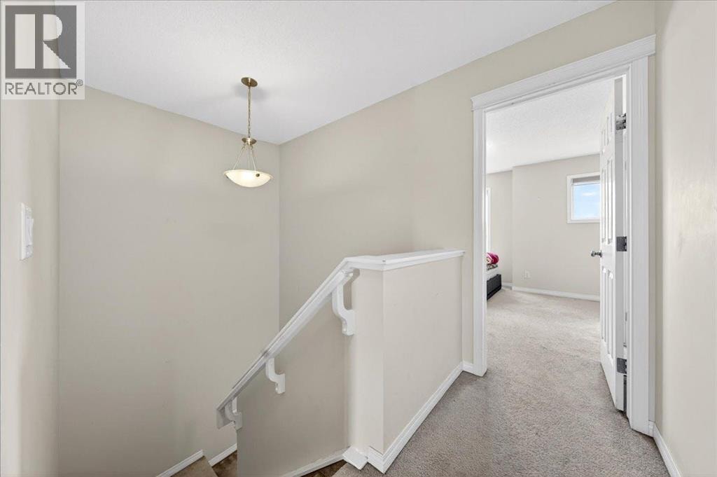 15 Savanna Parade — photo 21