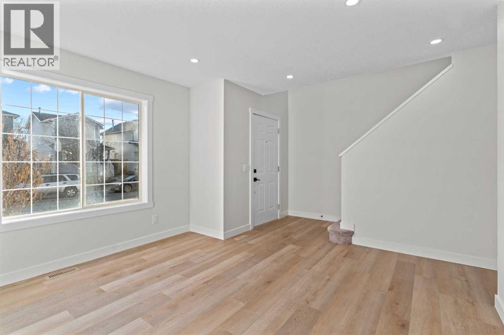 52 Martin Crossing Rise NE — photo 9
