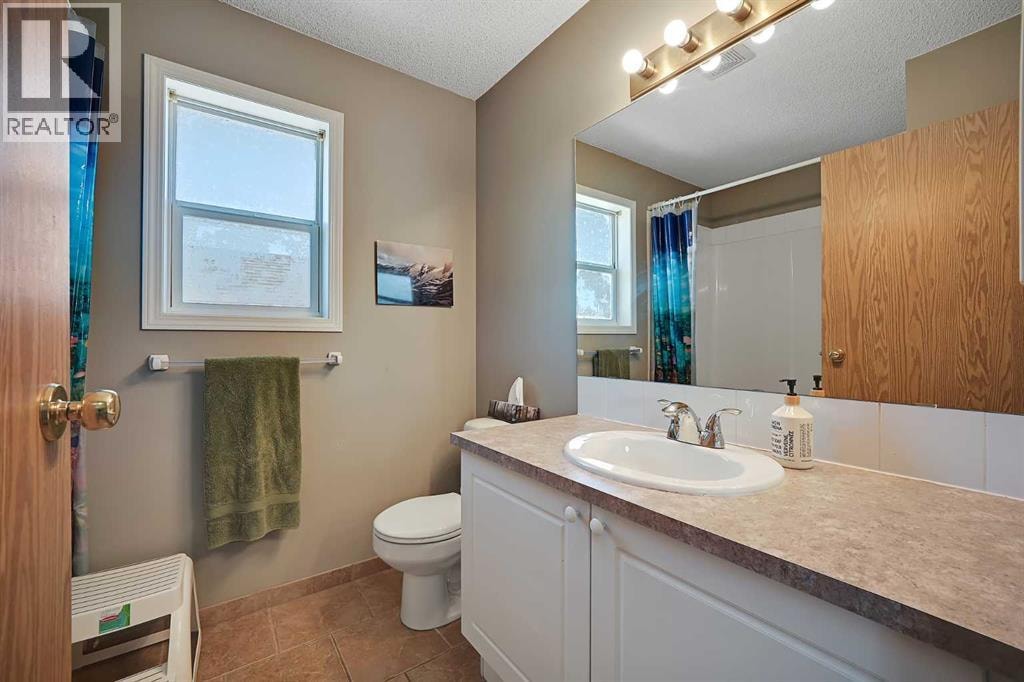 19 Coventry Link NE — photo 21