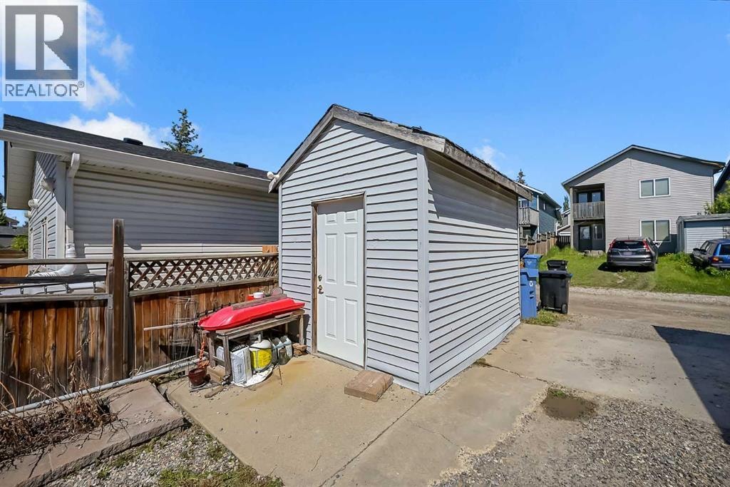 19 Coventry Link NE — photo 36