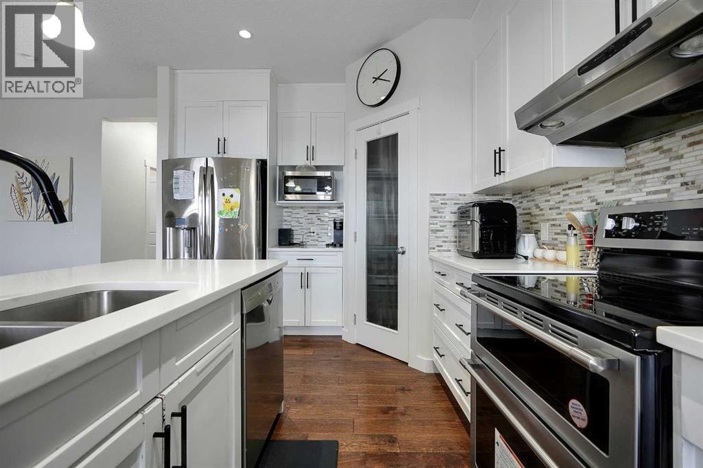 129 Covecreek Bay NE — photo 11