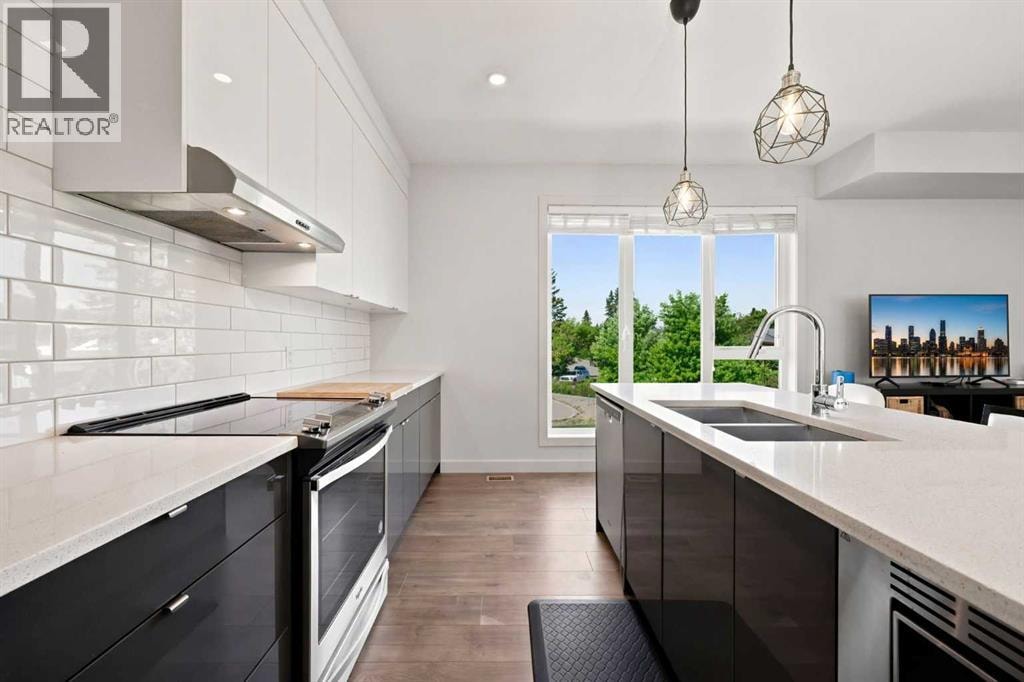 105 Bow Grove NW — photo 14
