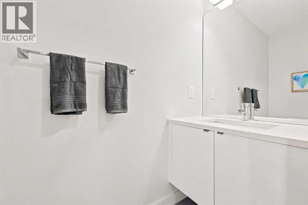 105 Bow Grove NW — photo 4