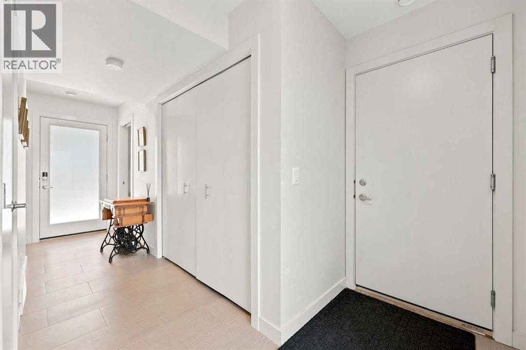 105 Bow Grove NW — photo 5