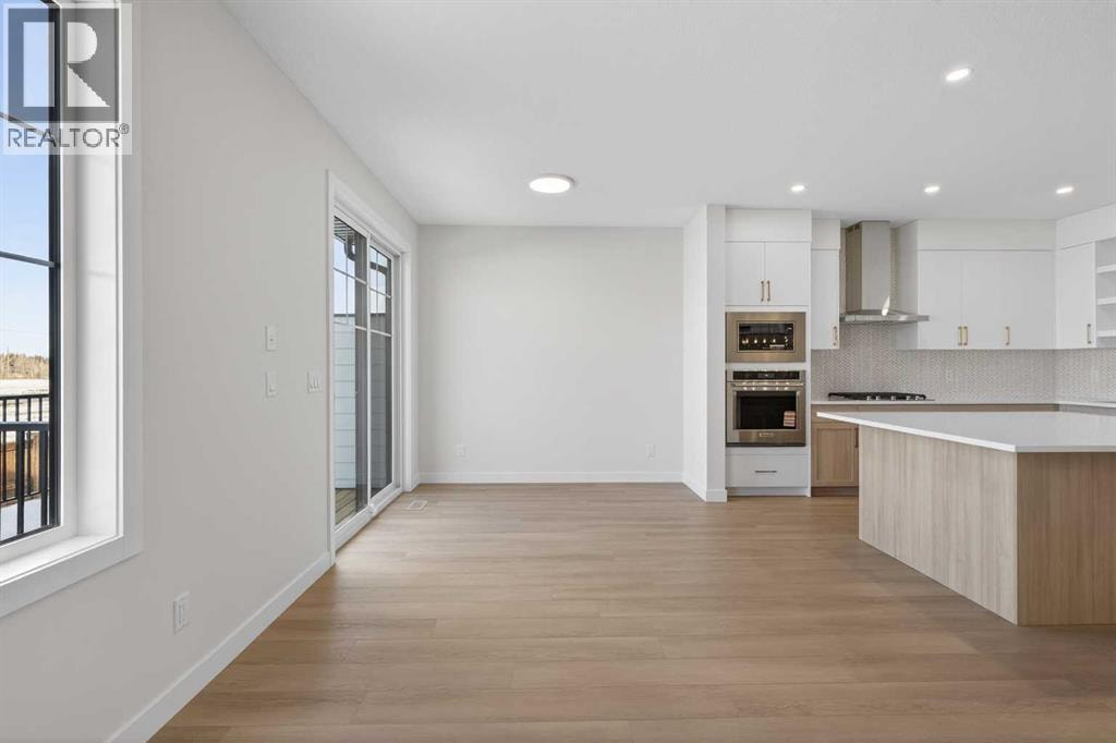 159 Greenwich Drive NW — photo 12