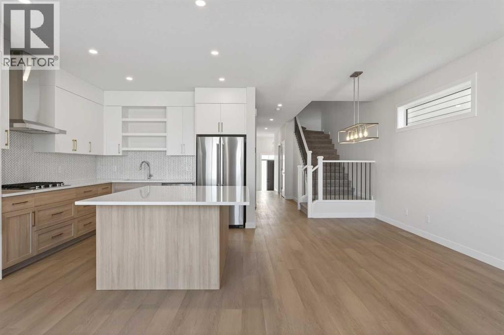 159 Greenwich Drive NW — photo 14