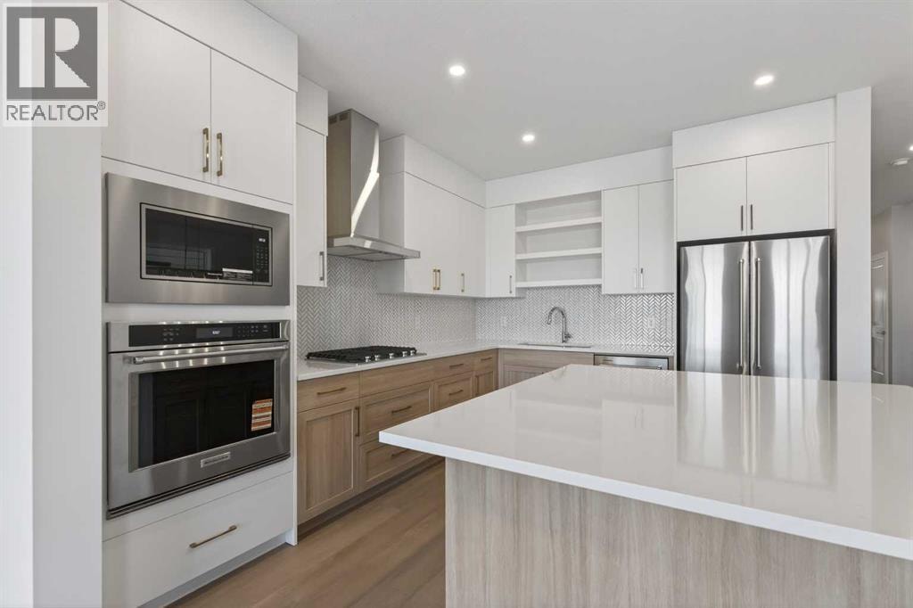 159 Greenwich Drive NW — photo 9