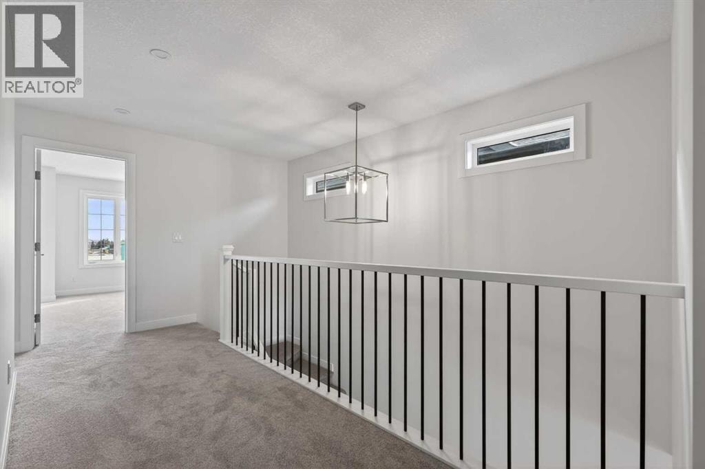 159 Greenwich Drive NW — photo 18