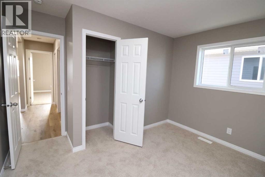 443 Henricks Drive — photo 15