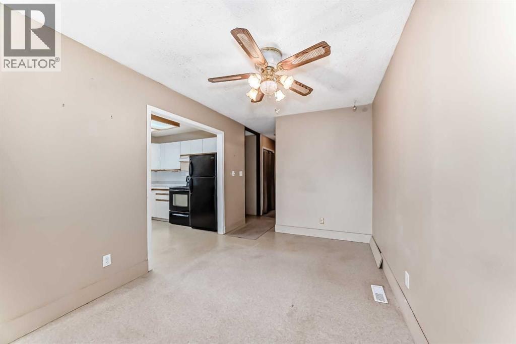 112 Albert Street SE — photo 9