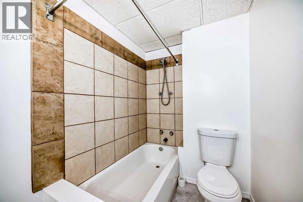 112 Albert Street SE — photo 39