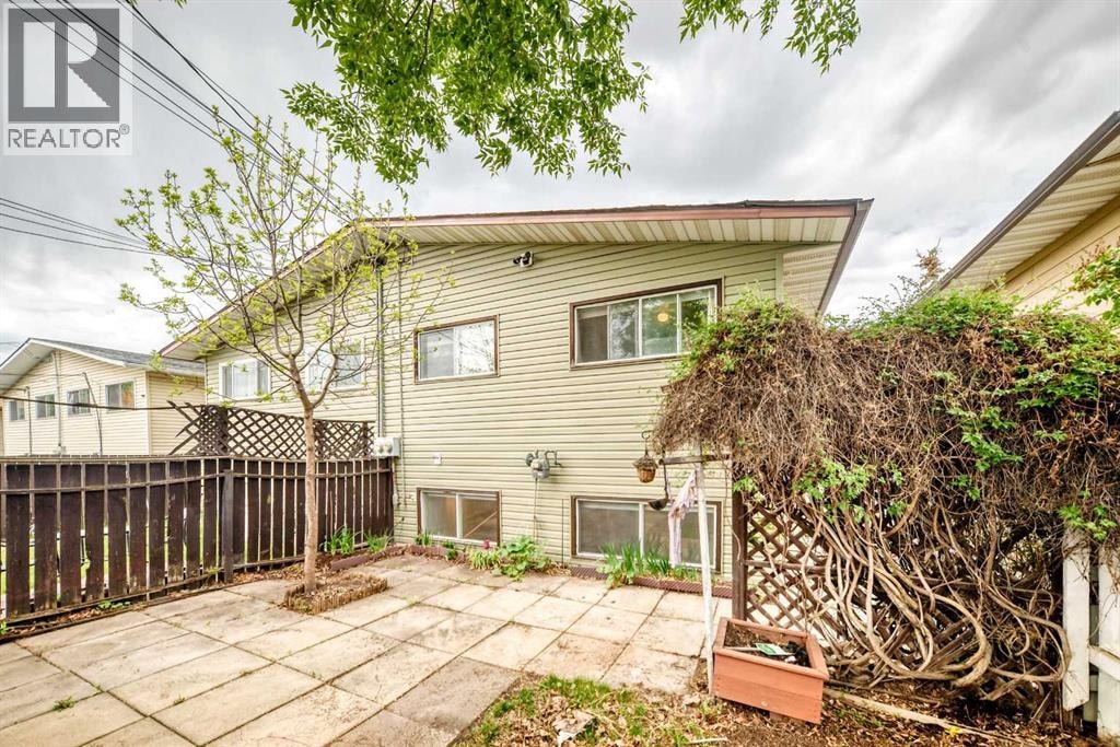 112 Albert Street SE — photo 43