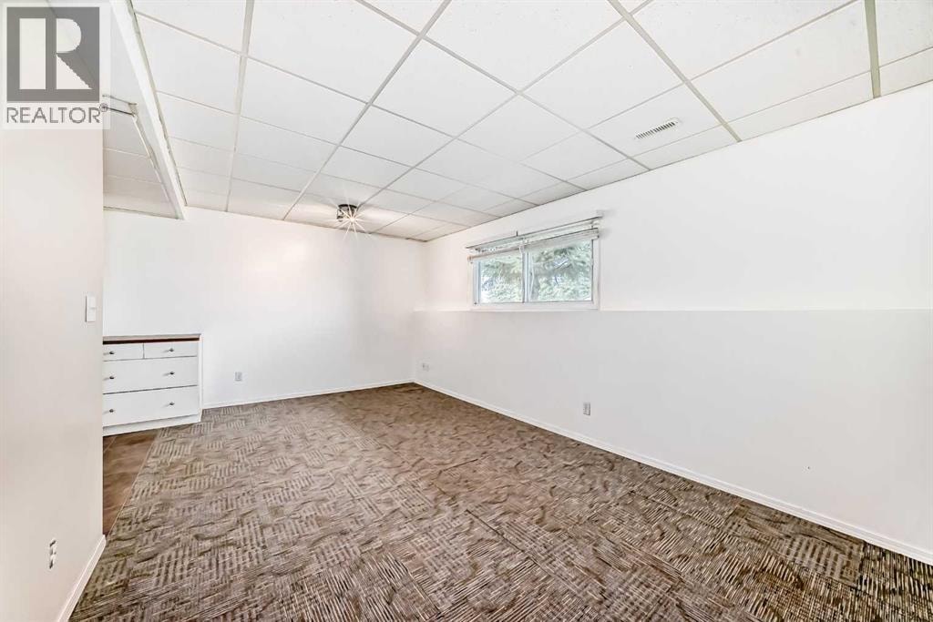 112 Albert Street SE — photo 32