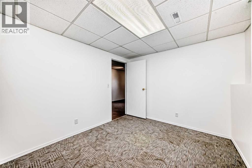 112 Albert Street SE — photo 37