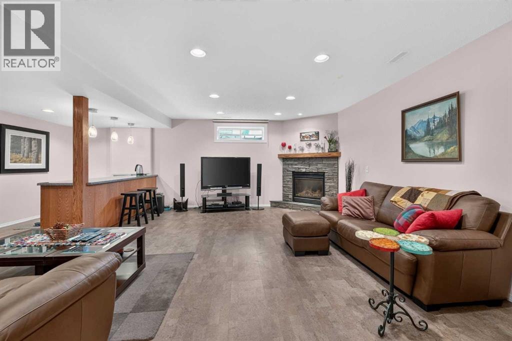 501 Coral Keys Villas NE — photo 23