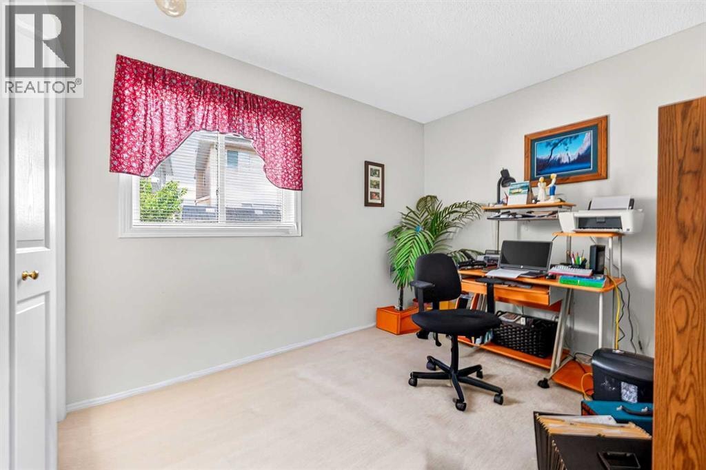501 Coral Keys Villas NE — photo 19