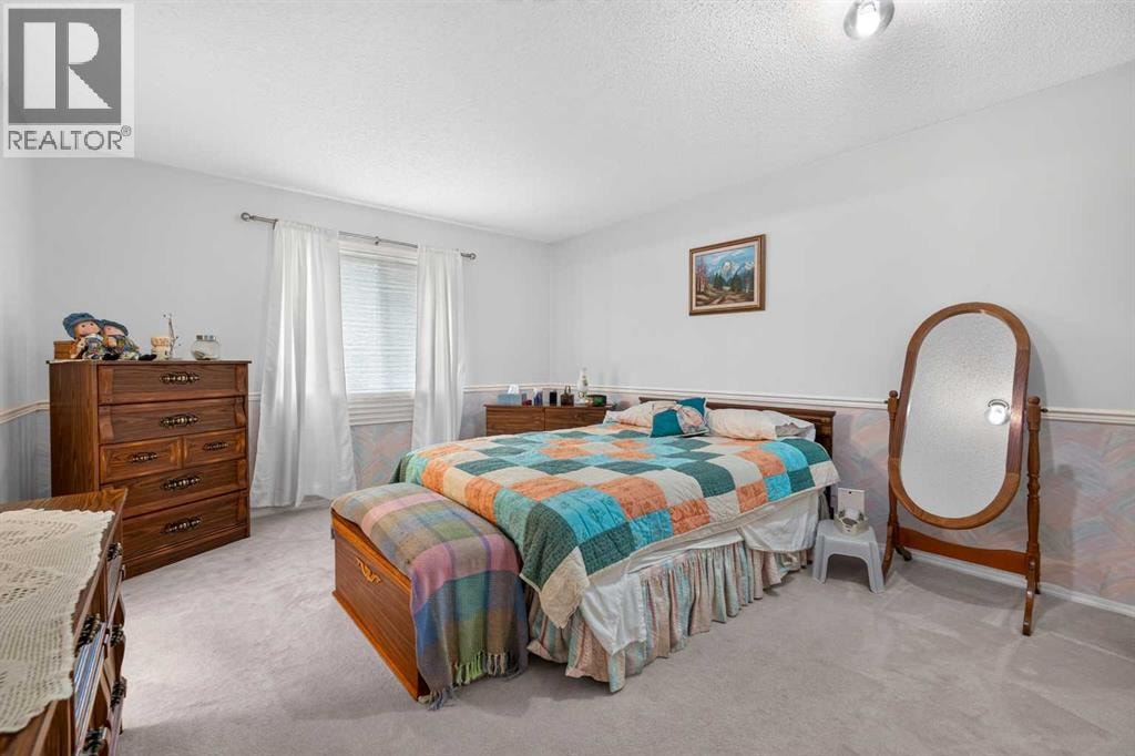 501 Coral Keys Villas NE — photo 14