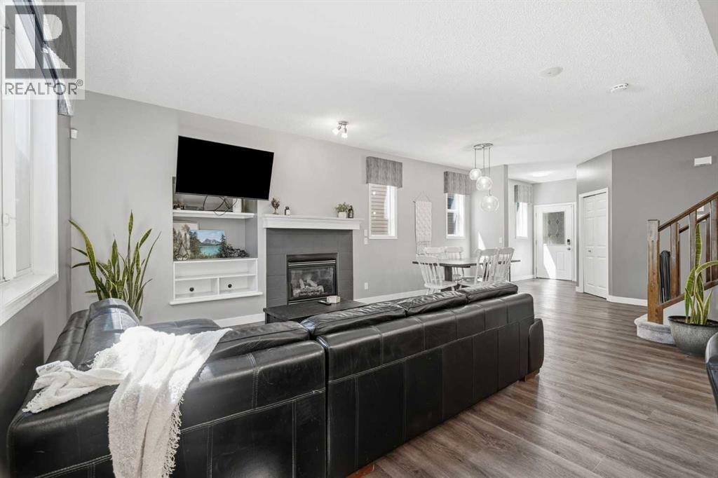 379 Cimarron Boulevard — photo 10