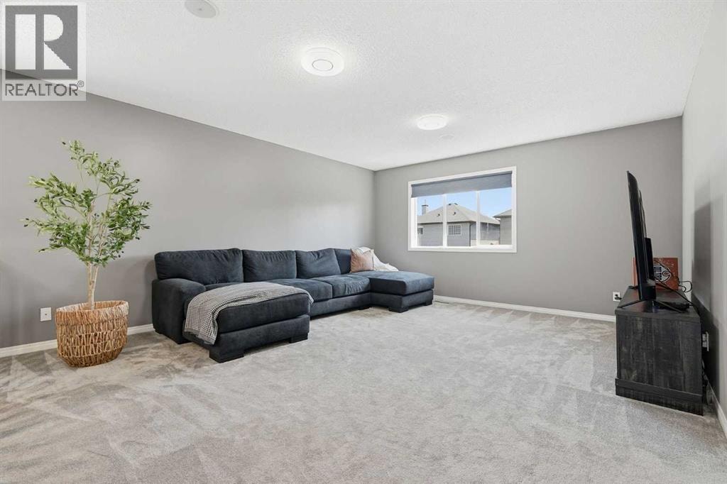 379 Cimarron Boulevard — photo 22
