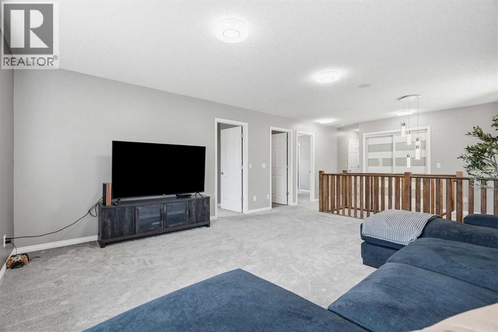 379 Cimarron Boulevard — photo 23