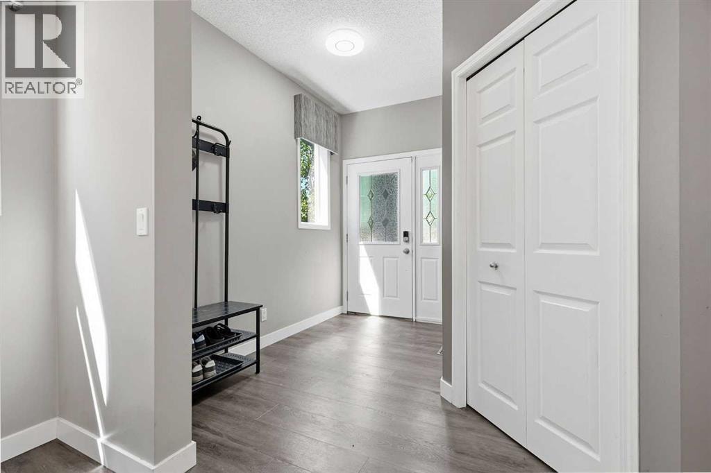 379 Cimarron Boulevard — photo 3