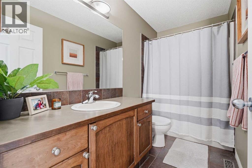 379 Cimarron Boulevard — photo 32